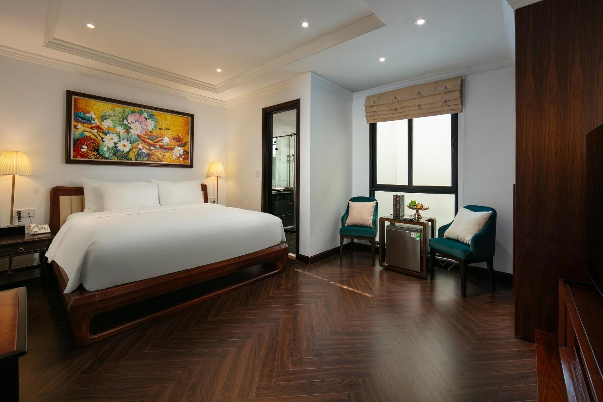 May De Ville Crown Hotel هانوي المظهر الخارجي الصورة Deluxe Room