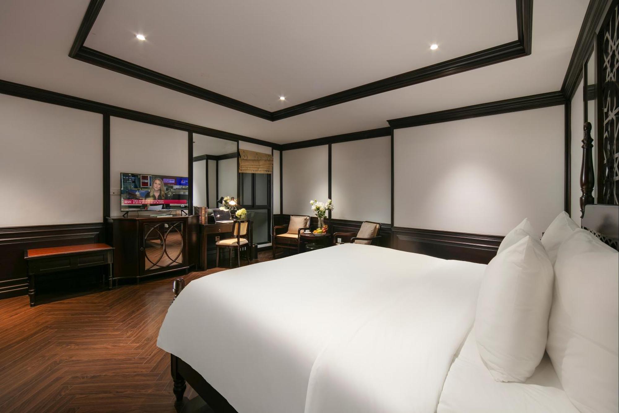 May De Ville Crown Hotel هانوي المظهر الخارجي الصورة Deluxe Room