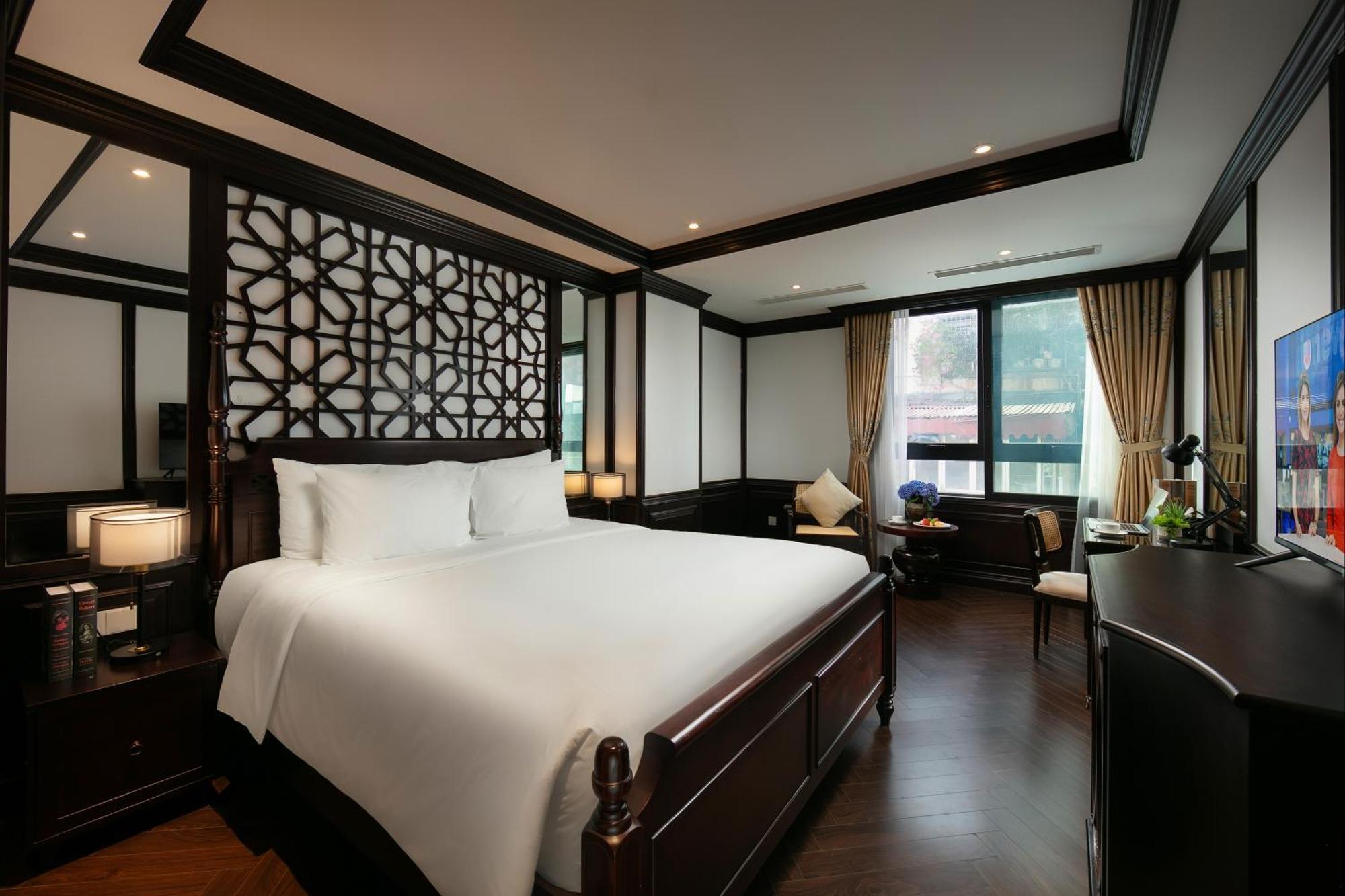 May De Ville Crown Hotel هانوي المظهر الخارجي الصورة Deluxe Room