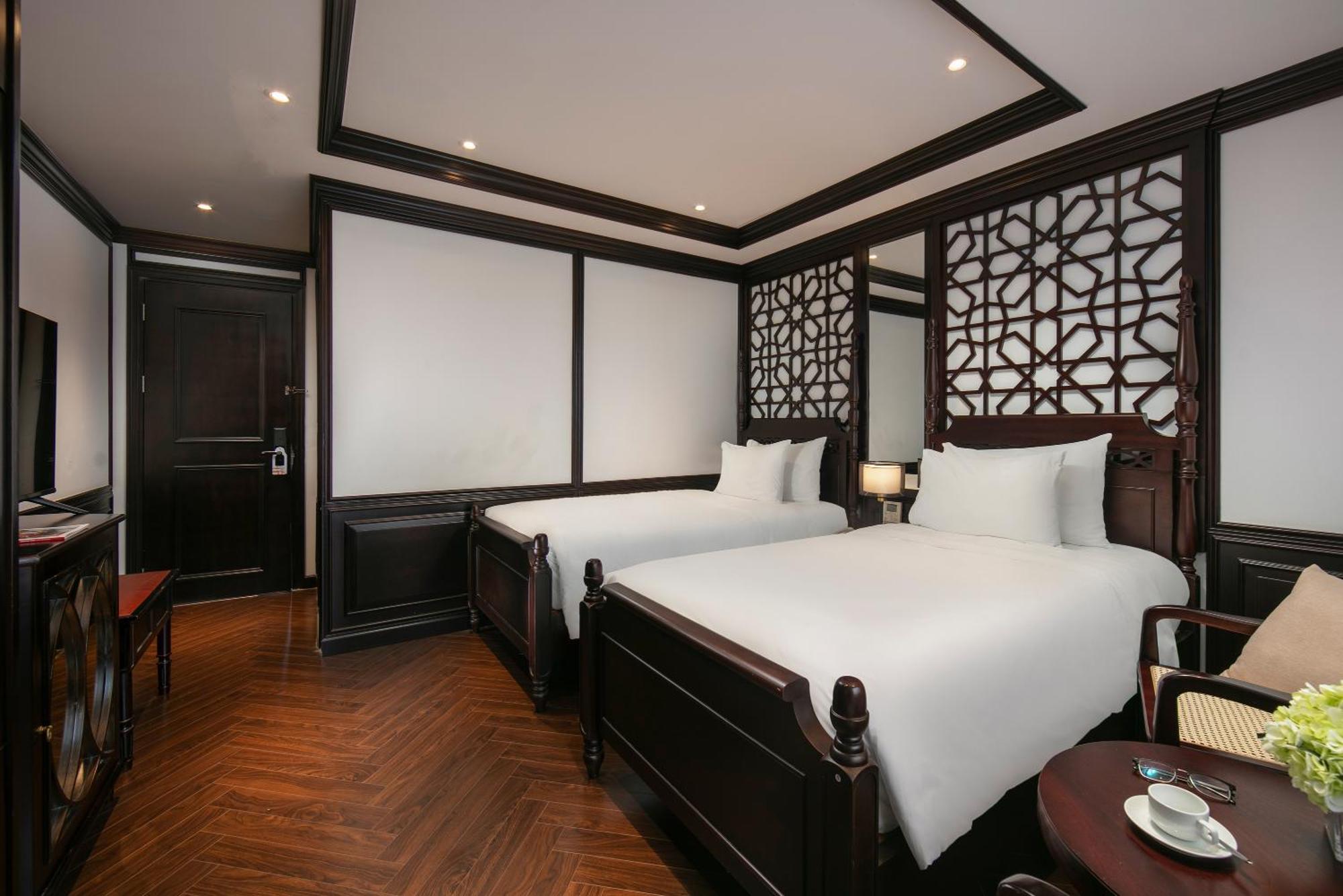 May De Ville Crown Hotel هانوي المظهر الخارجي الصورة Deluxe twin room